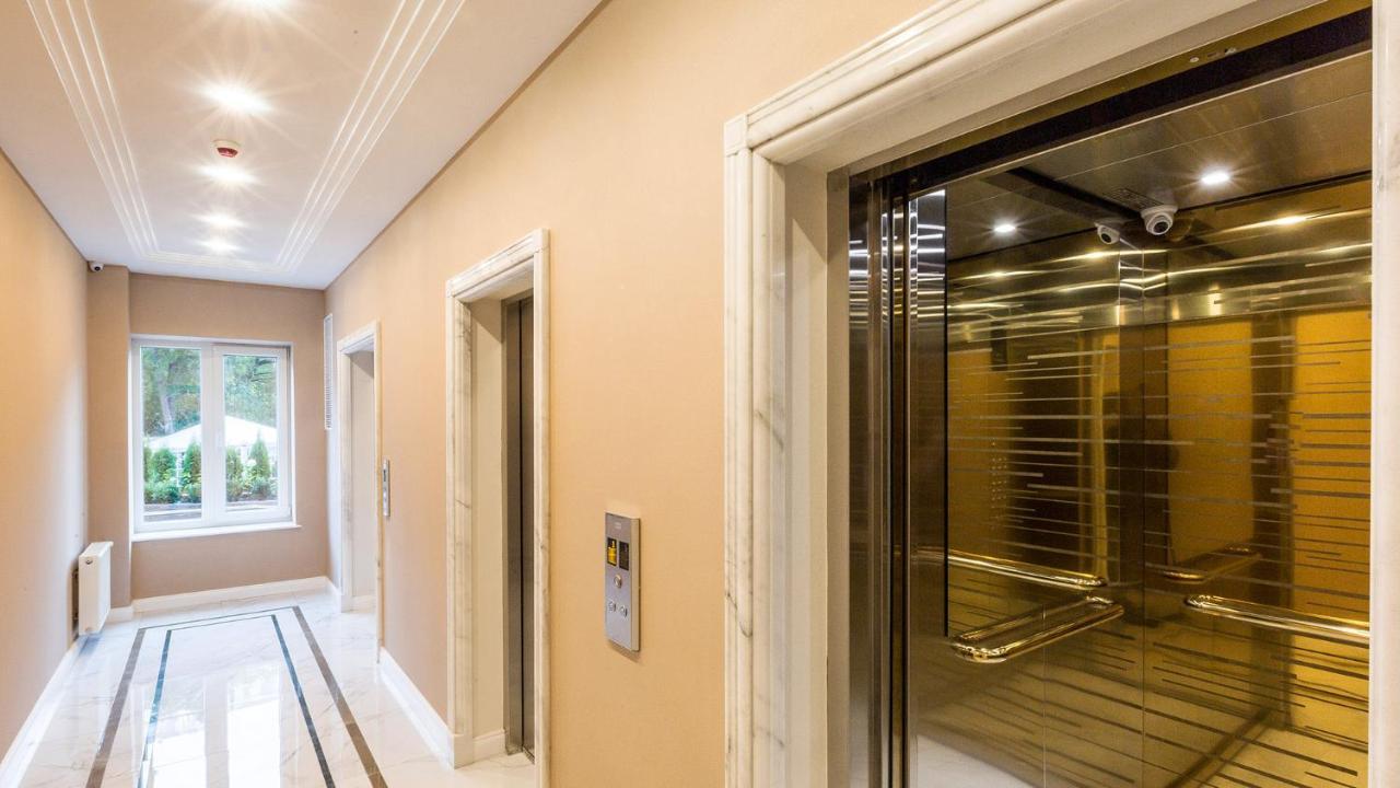 Arcadia Vip Apartments Sea View! أوديسا المظهر الخارجي الصورة