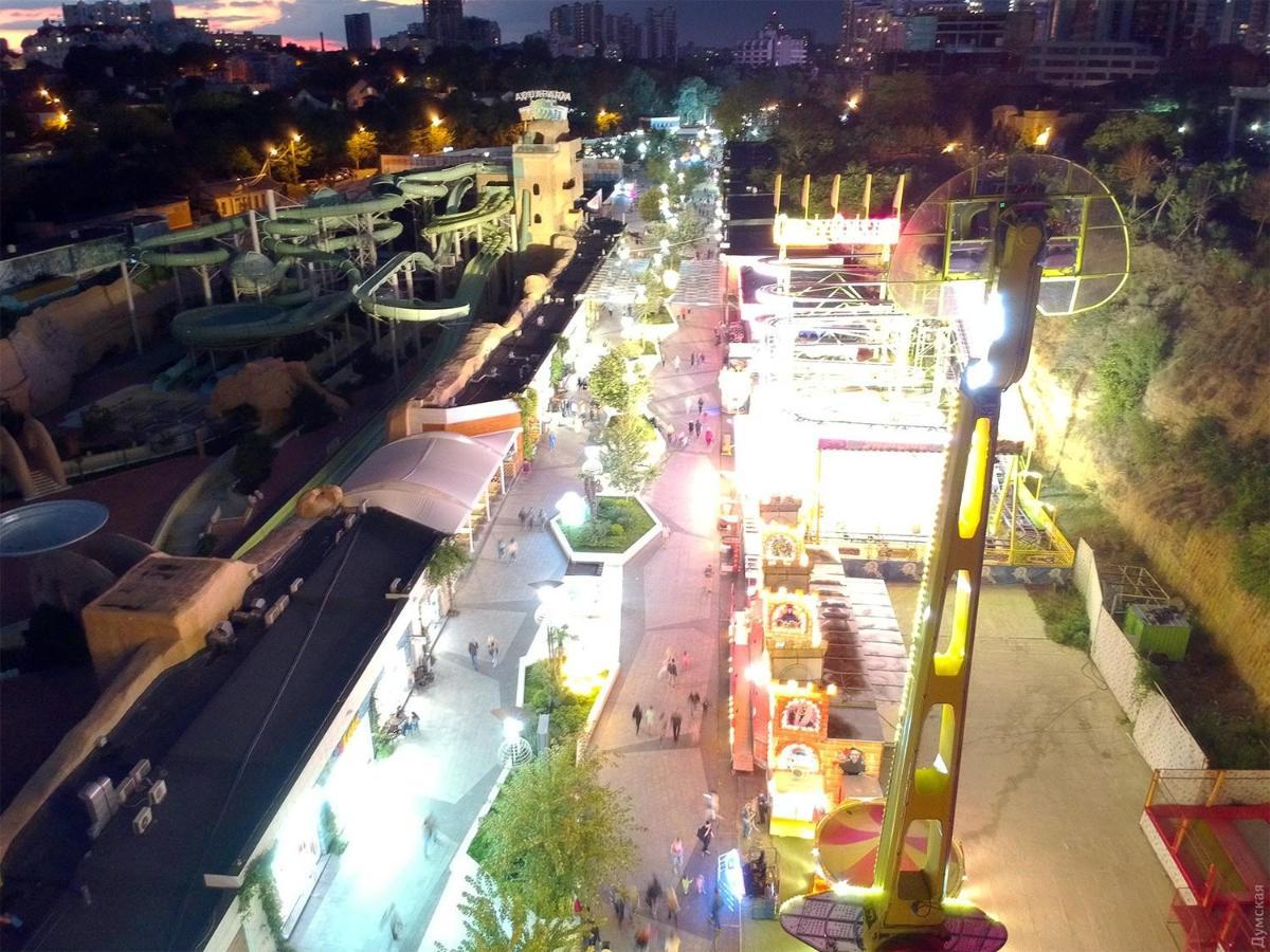 Arcadia Vip Apartments Sea View! أوديسا المظهر الخارجي الصورة