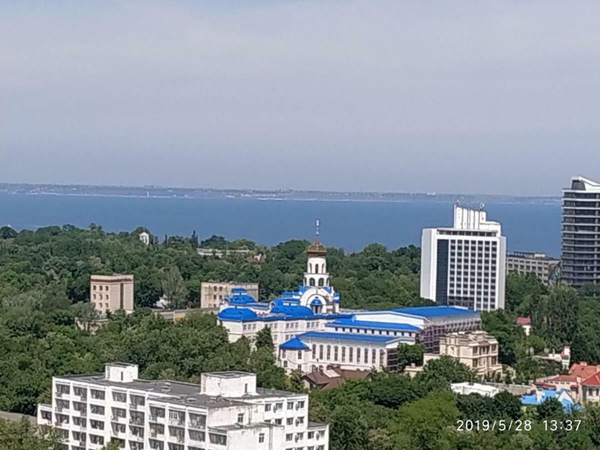 Arcadia Vip Apartments Sea View! أوديسا المظهر الخارجي الصورة