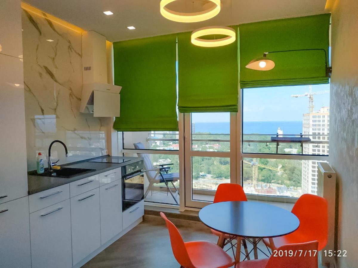 Arcadia Vip Apartments Sea View! أوديسا المظهر الخارجي الصورة